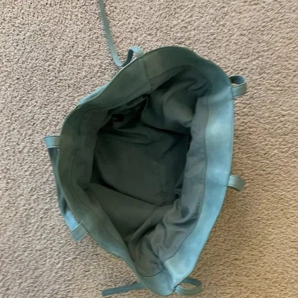 Lord and Taylor Bag - Picture 3 of 4